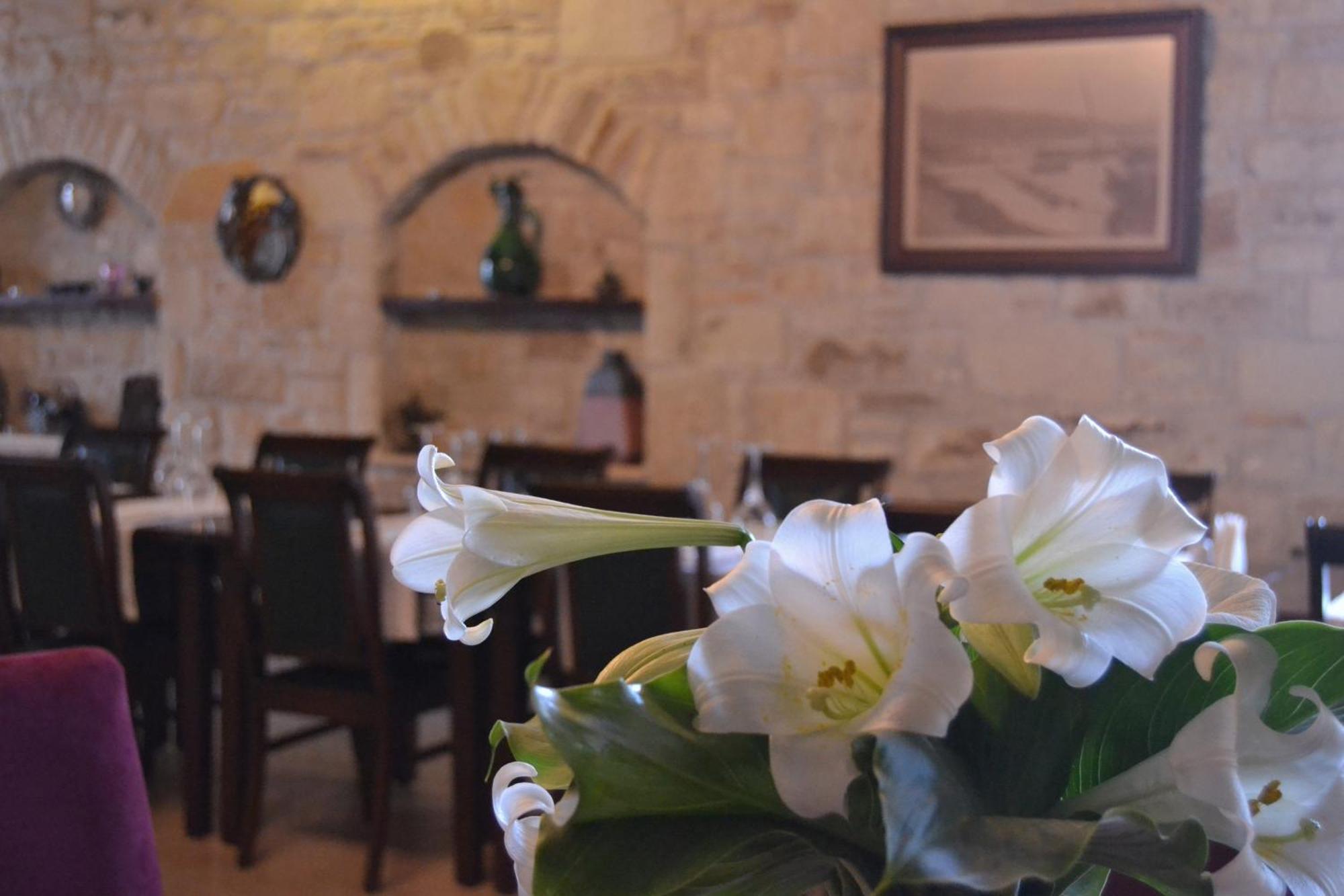 Griffon Hotel Yenifoca 외부 사진