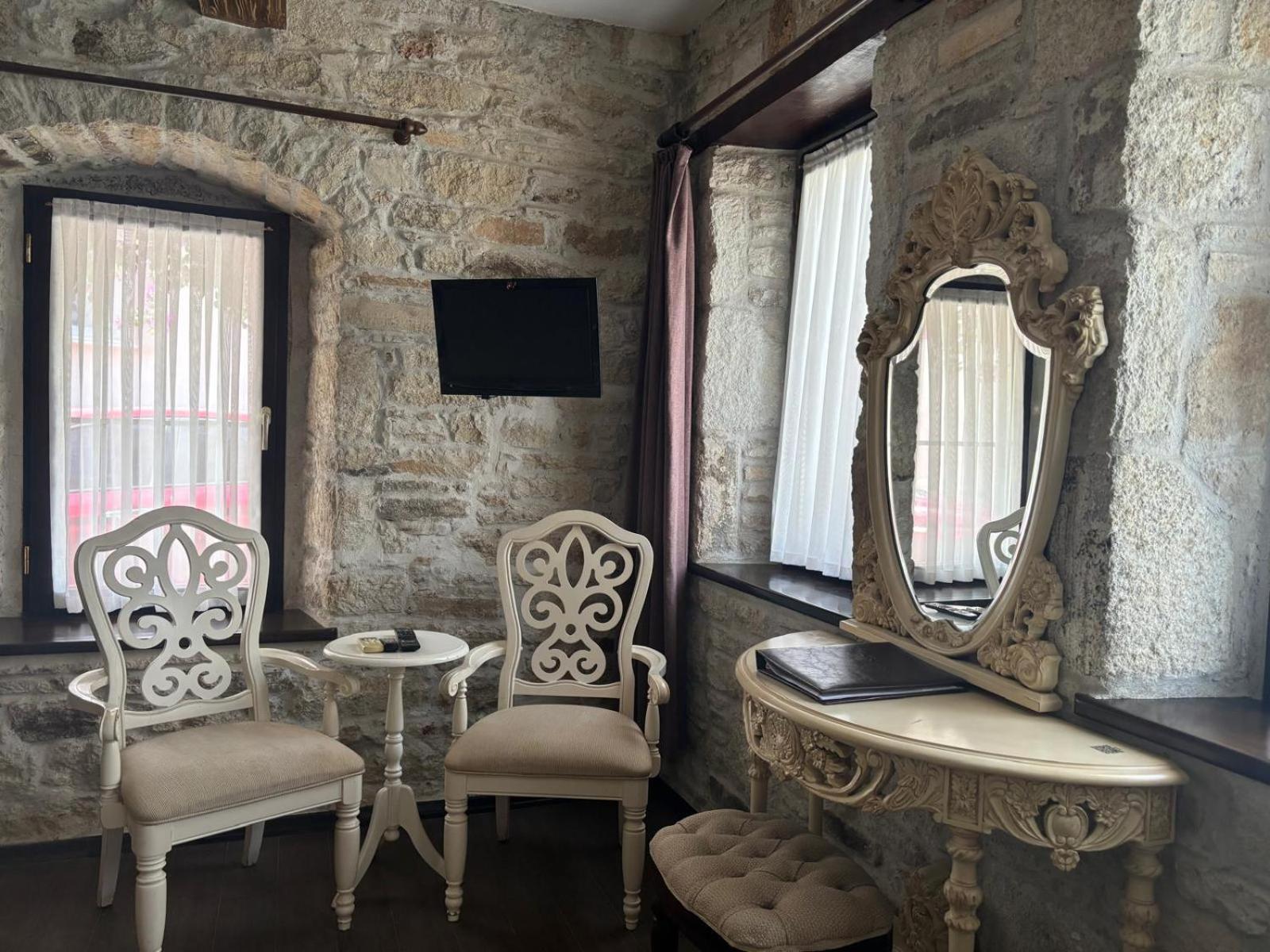 Griffon Hotel Yenifoca 외부 사진