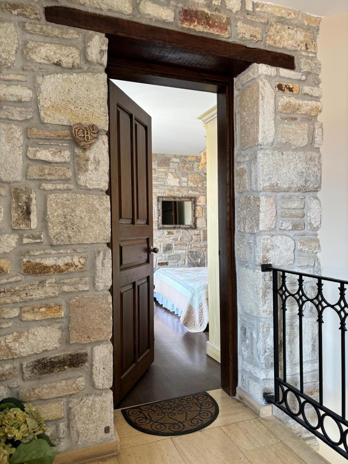 Griffon Hotel Yenifoca 외부 사진